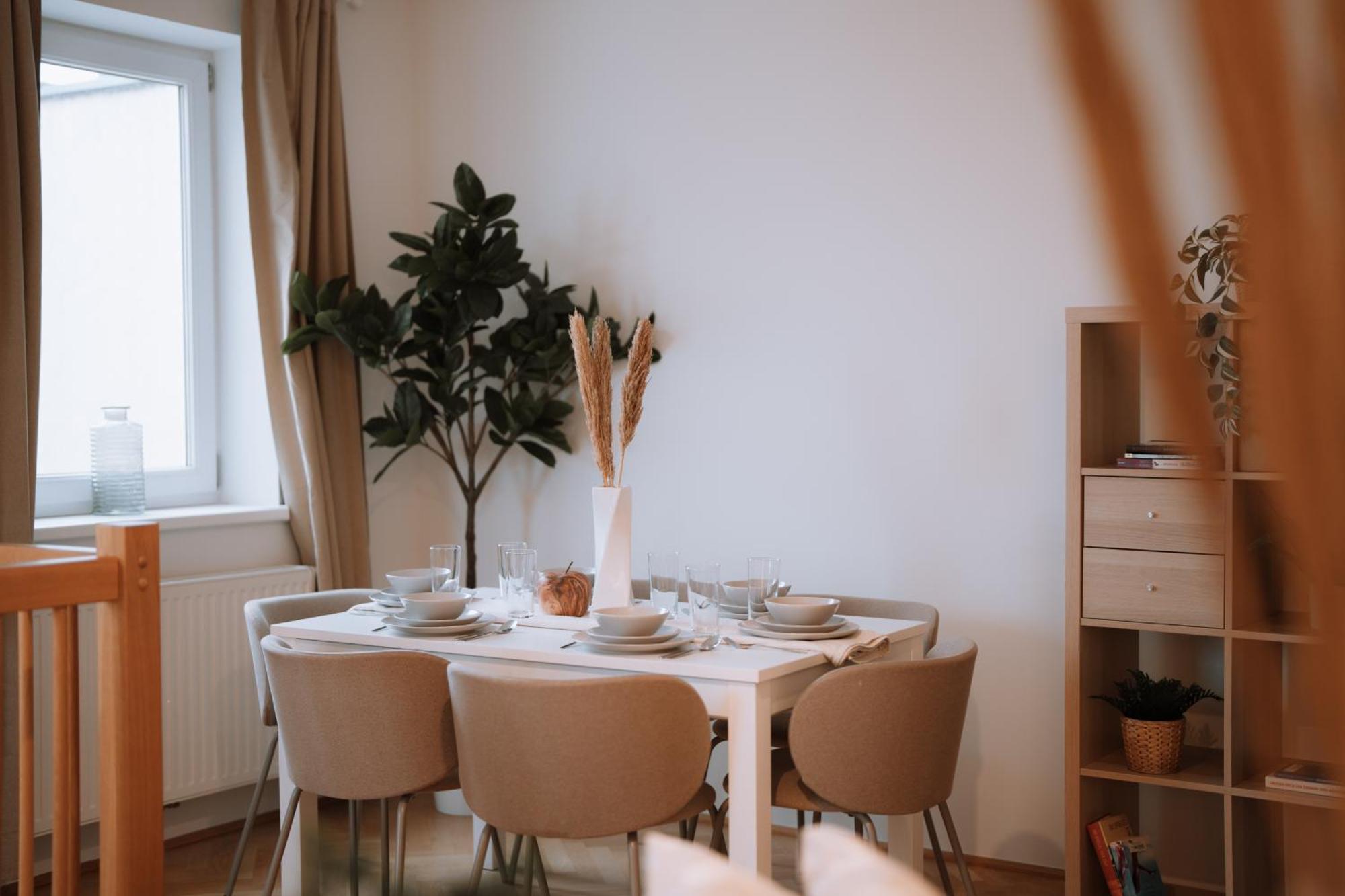 90Qm, 3 Bedrooms, Near Schoenbrunn, Balcony - Axara Housing Wien Exterior foto